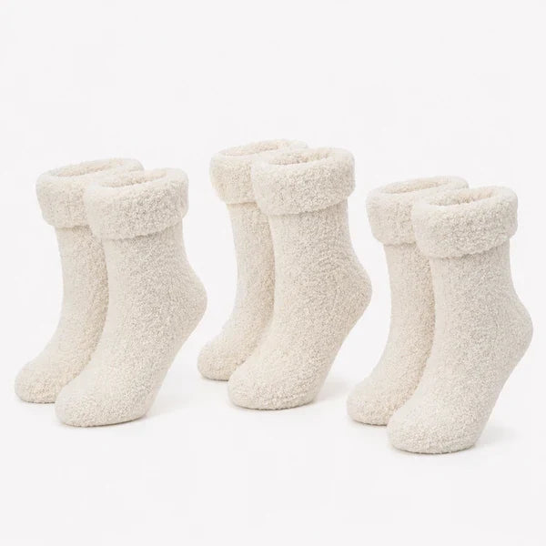 Chaussettes maison blanches en peluche, lot de trois paires