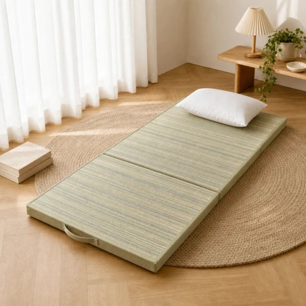 Matelas de sol tressé